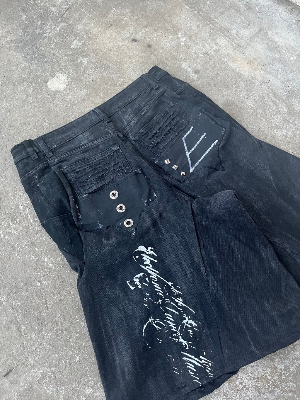 Wax Black Star jorts SS/26