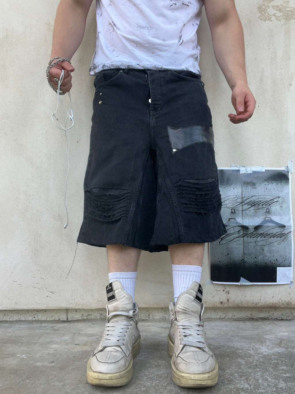 Black Distress jorts SS/26