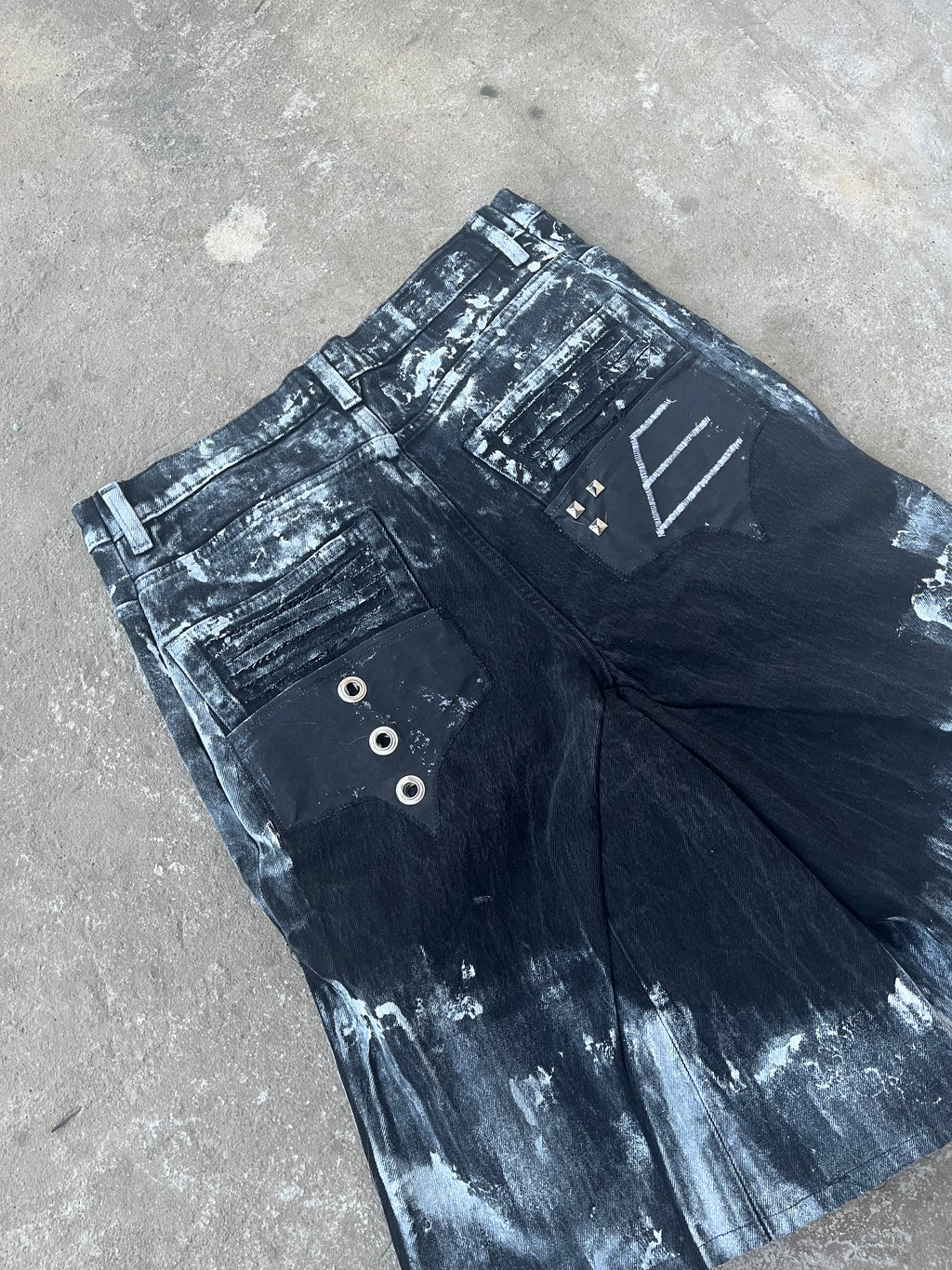 Printed Black jorts SS/26