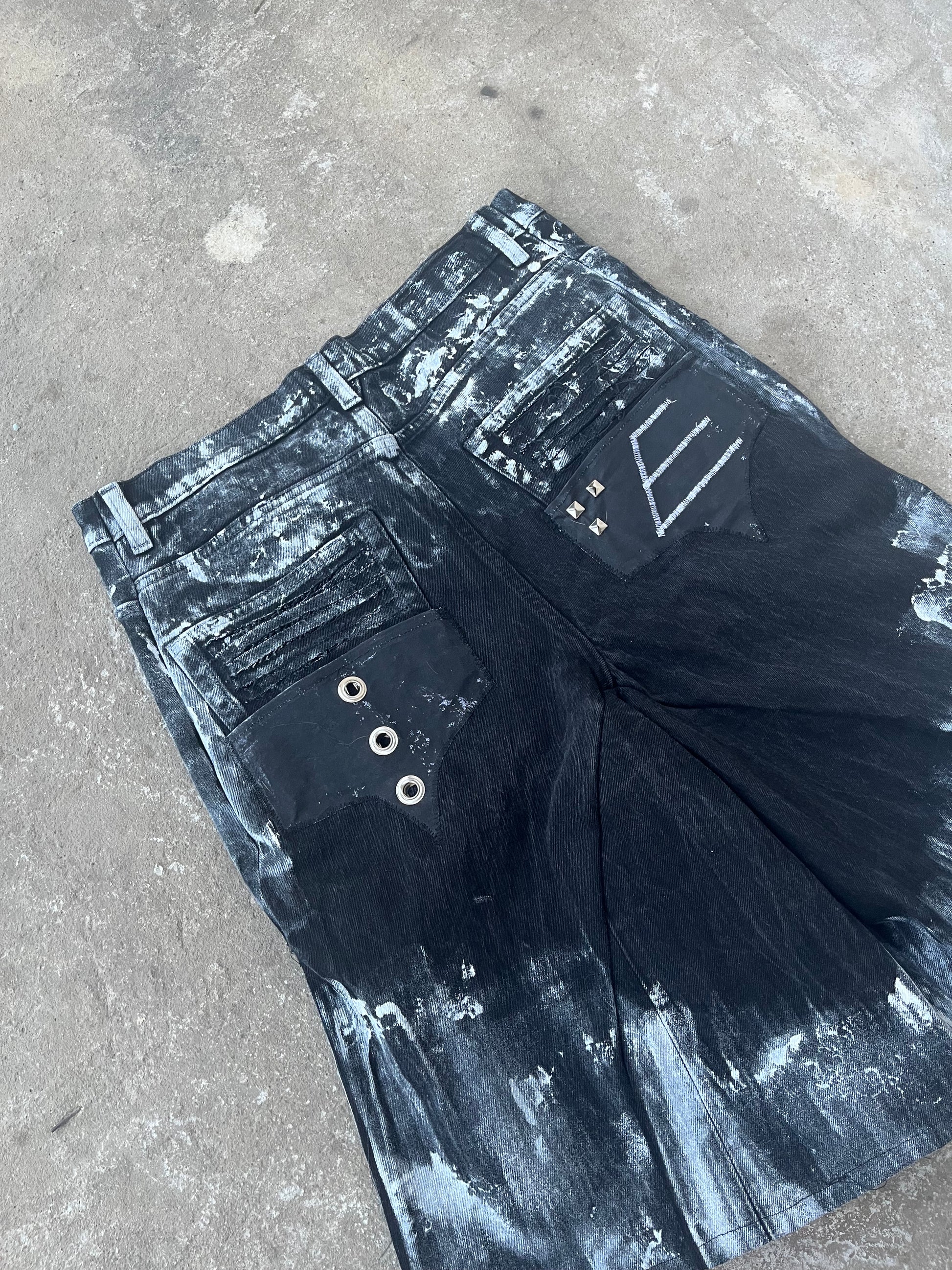 Printed Black jorts SS/26