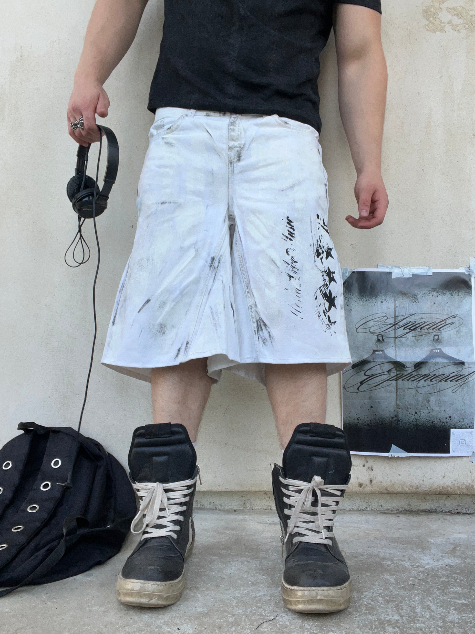 Wax White Star jorts SS/26