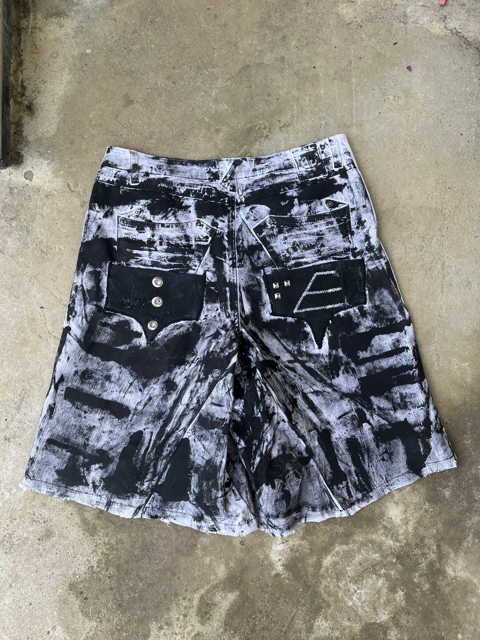 S/S 25 PrintedDenimJorts (White)