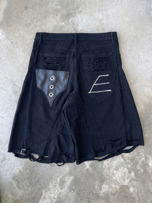 +++ Black jorts SS/26