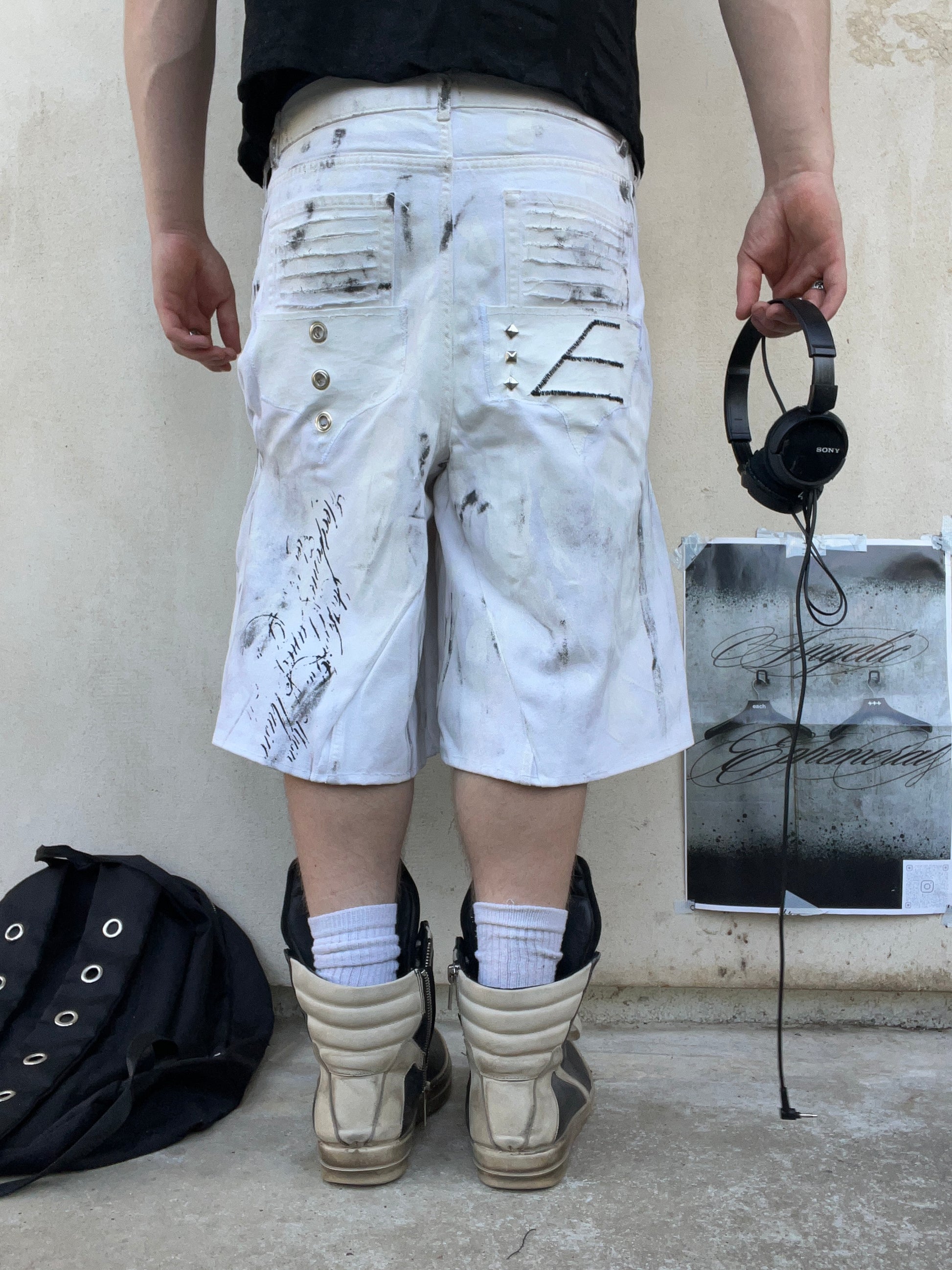 Wax White Star jorts SS/26