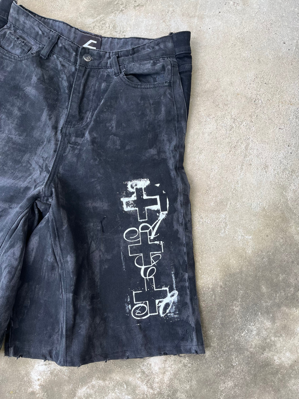 S/S 25 PrintedDenimJorts (Black)