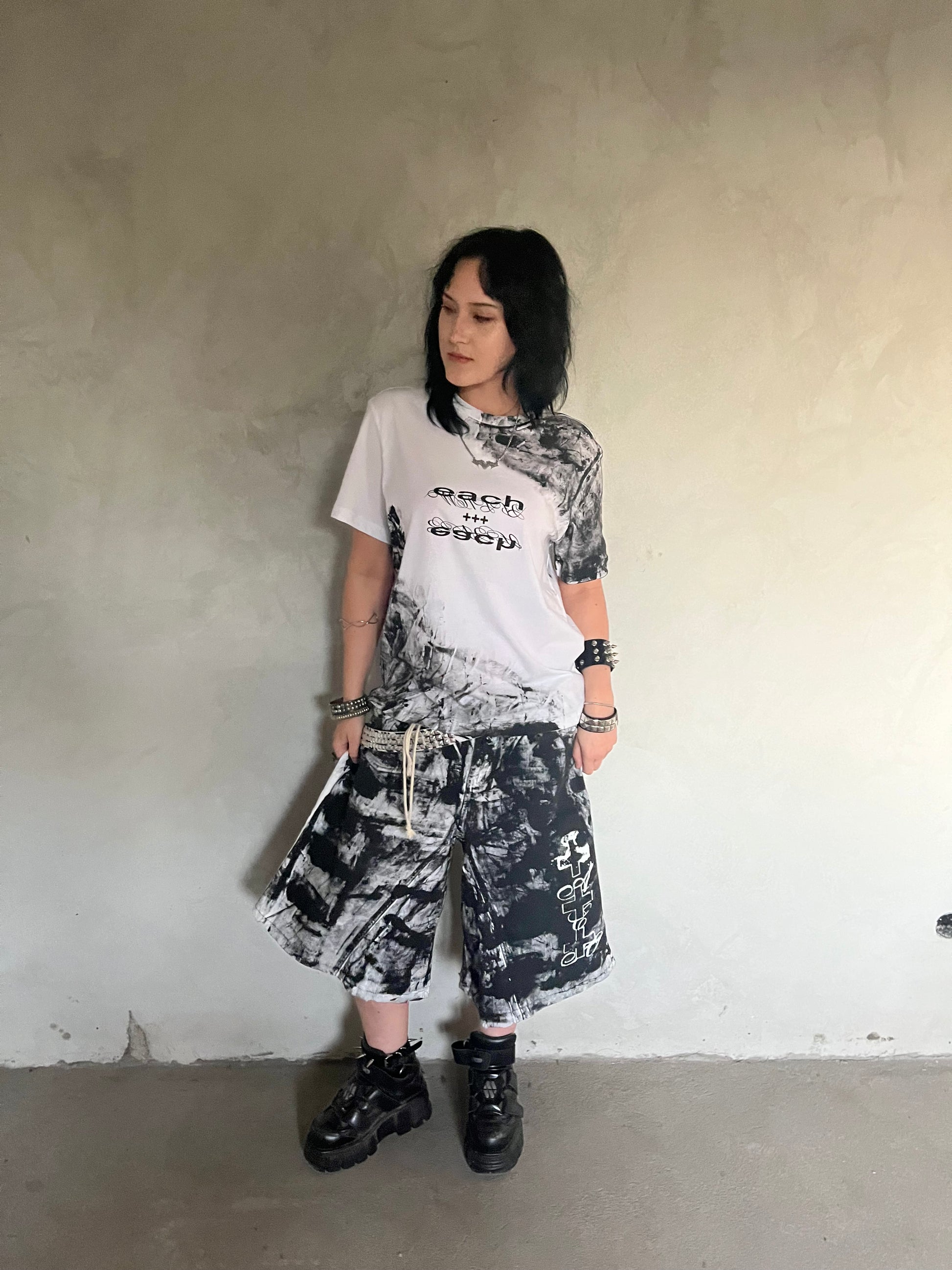 S/S 25 PrintedDenimJorts (White)