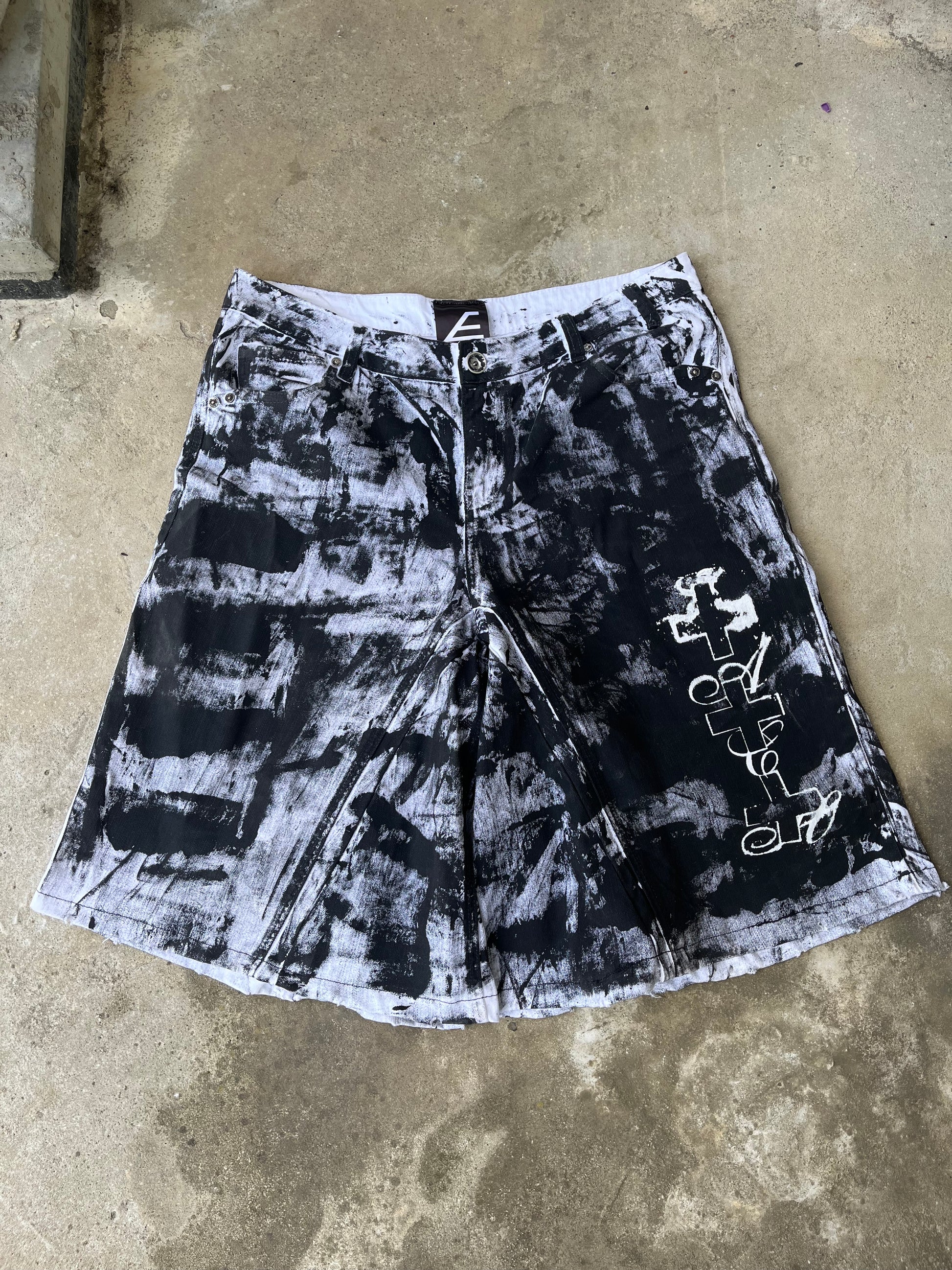 S/S 25 PrintedDenimJorts (White)