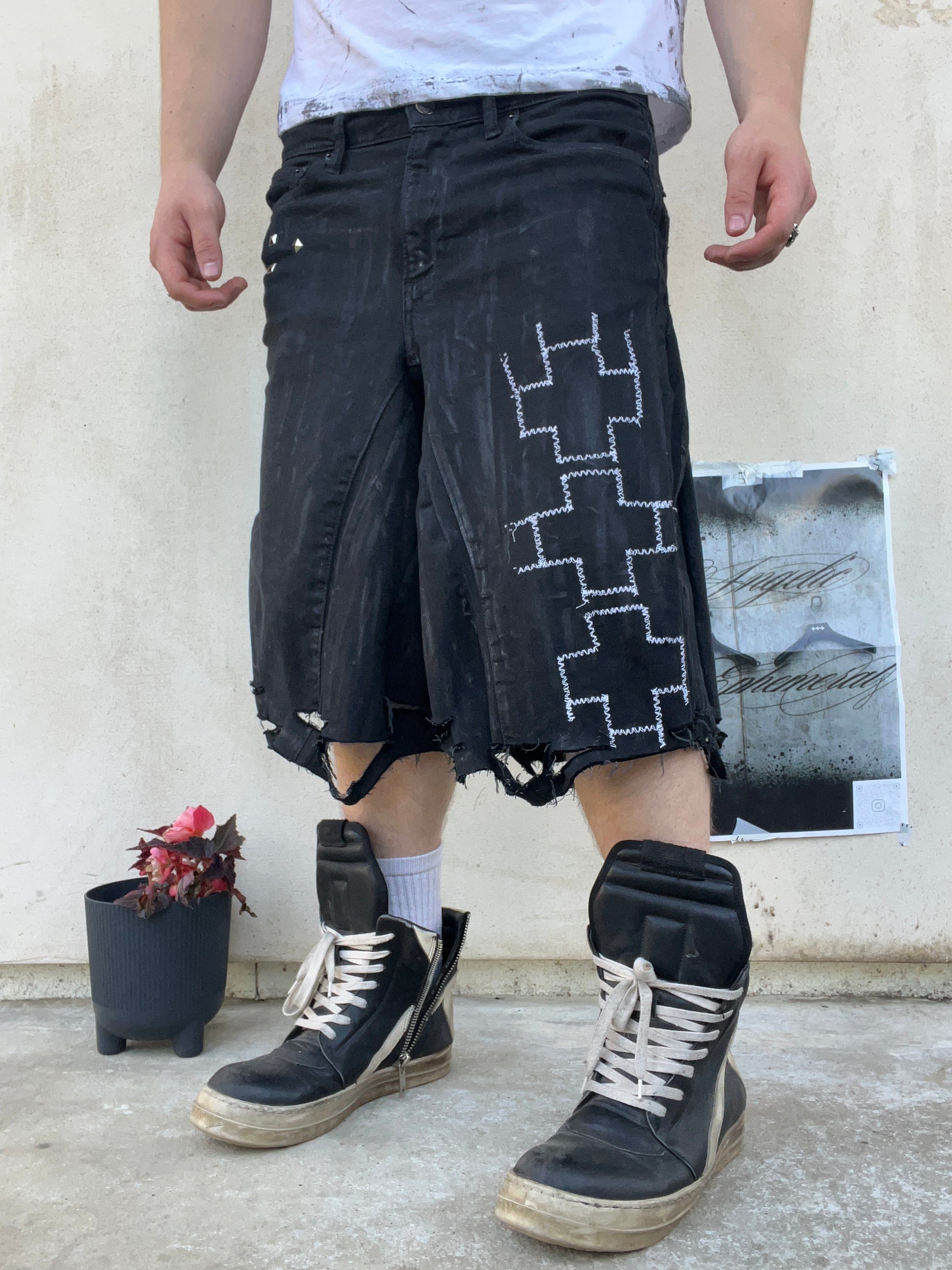 Wax +++ Black jorts ss/26